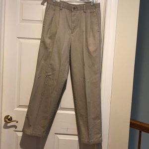 Light dockers khaki pants